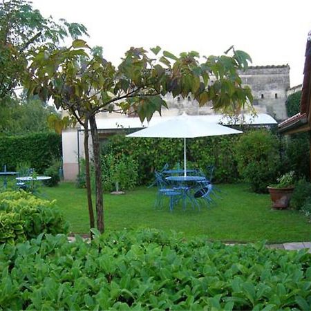 Hotel Entre 2 Mers Proche Bordeaux Carbon-Blanc Екстериор снимка