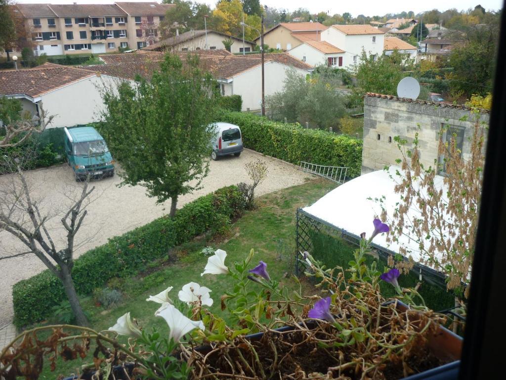 Hotel Entre 2 Mers Proche Bordeaux Carbon-Blanc Екстериор снимка